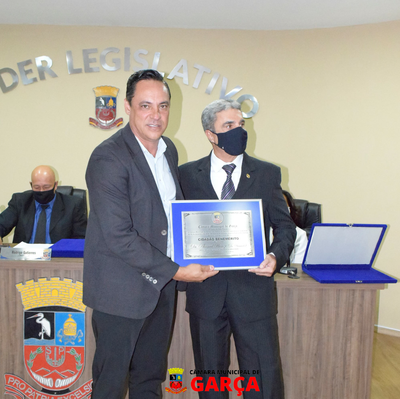 Sra. Neuza e Dr. Armando (23).png